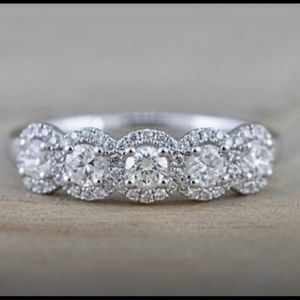 .925 Sterling Silver 4 Carat White Sapphire Ring